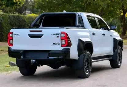 Picture of Toyota Hilux 2024
