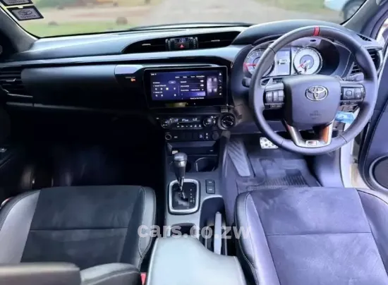 Picture of Toyota Hilux 2024