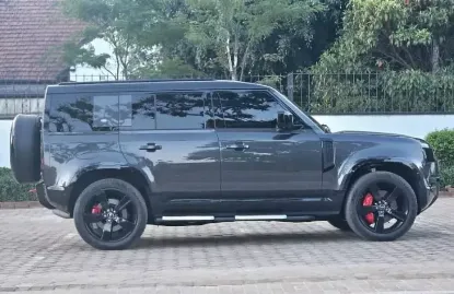 Picture of Land Rover Defender 2024
