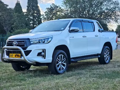 Picture of Toyota Hilux 2017