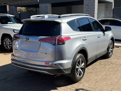 Picture of Toyota Rav4 2018