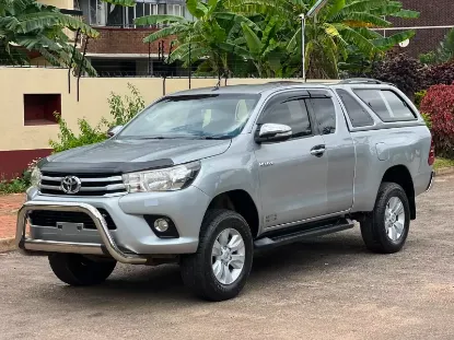 Picture of Toyota Hilux 2016