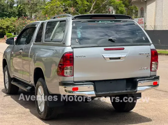 Picture of Toyota Hilux 2016
