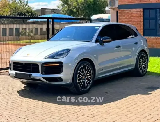 Picture of Porsche Cayenne 2021