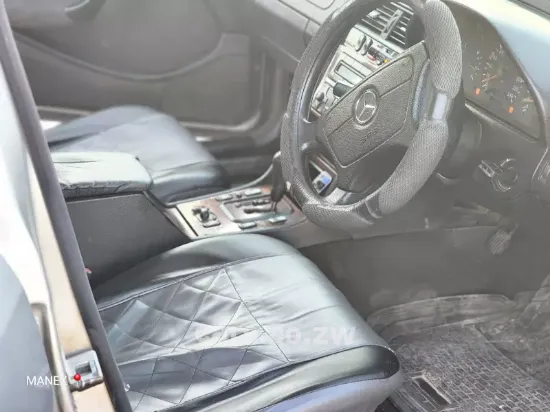 Picture of Mercedes Benz C200 1999