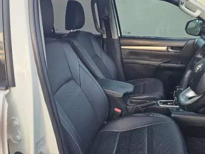 Picture of Toyota Hilux 2017
