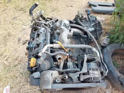 Picture of Captiva diesel engine and gearbox.