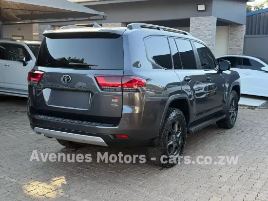 Picture of Toyota Land Cruiser 2023