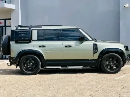 Picture of Land Rover Defender 2021