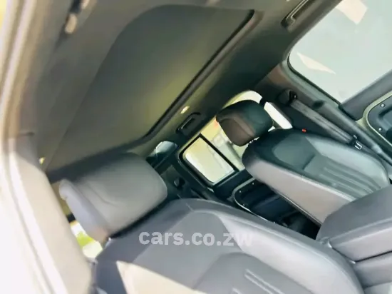 Picture of Land Rover Defender 2021