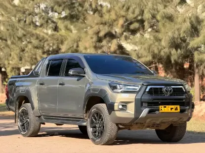 Picture of Toyota Hilux 2022