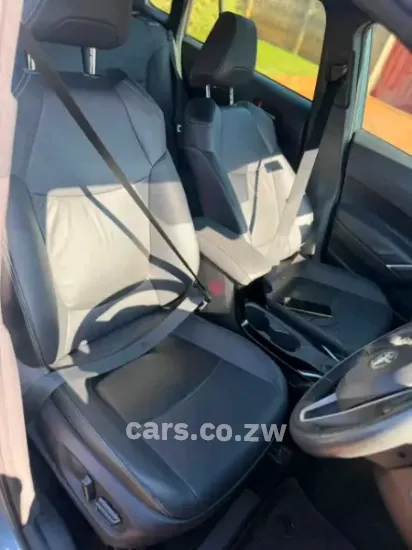 Picture of Toyota Cross 2024