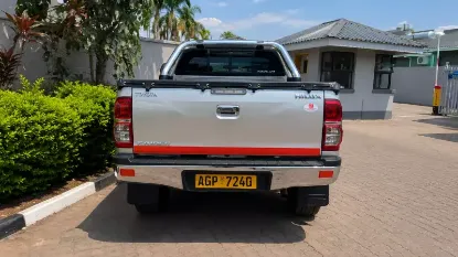 Picture of Toyota Hilux 2013