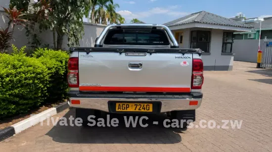 Picture of Toyota Hilux 2013