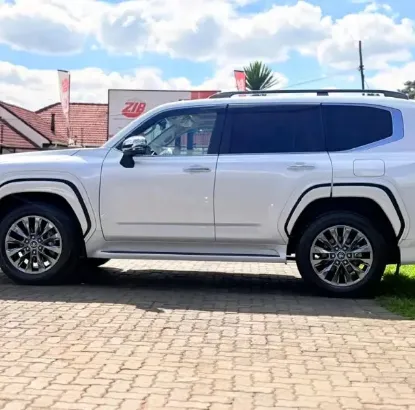 Picture of Toyota Land Cruiser 2024