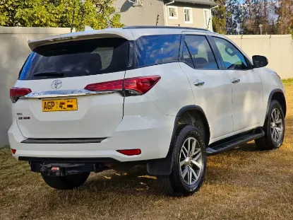 Picture of Toyota Fortuner 2017