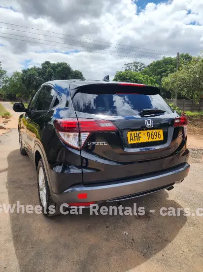 Picture of Hybrid Mid SUVs: Honda Vezel