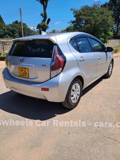 Picture of Fuel Savers (Hybrid): Toyota Aqua
