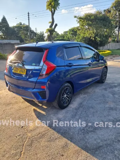 Picture of Hybrid Hatchbacks: Honda Fit Hybrid GP5