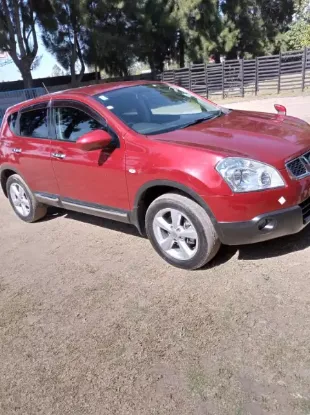 Picture of Mid SUVs: Nissan Xtrail T31, Nissan Dualis, Nissan Juke
