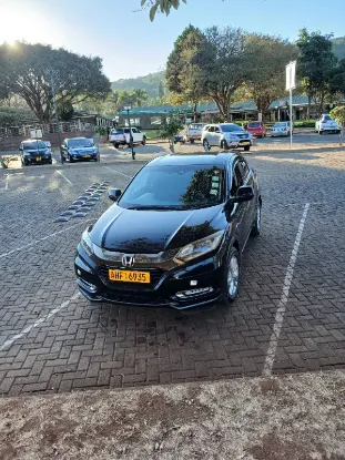 Picture of Hybrid Mid SUVs: Honda Vezel