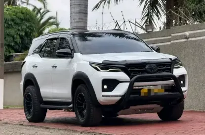 Picture of Toyota Fortuner 2019