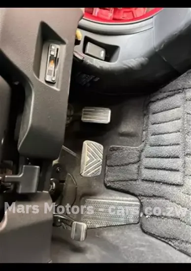 Picture of Honda Jade 2019