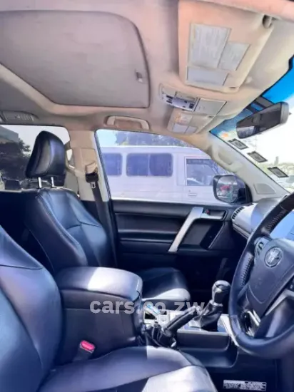 Picture of Toyota Prado 2021