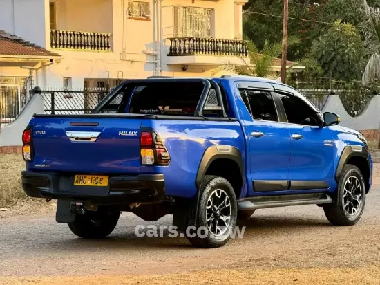 Picture of Toyota Hilux 2020