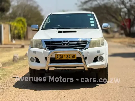 Picture of Toyota Hilux 2014