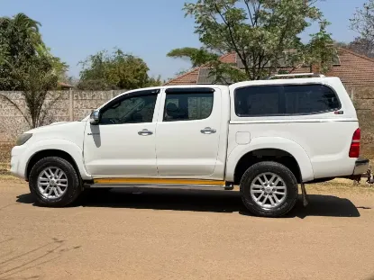Picture of Toyota Hilux 2014