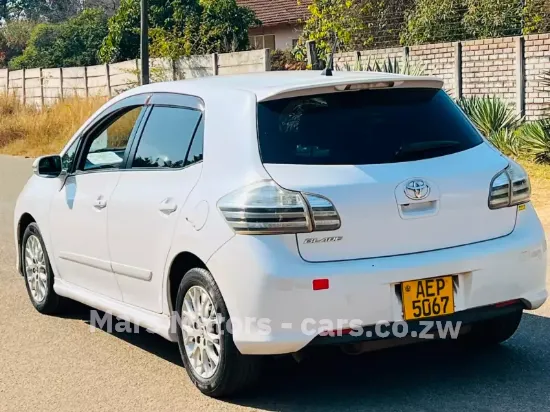 Picture of Toyota Blade 2007