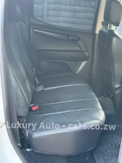 Picture of Isuzu KB 250 D-Tech 2015