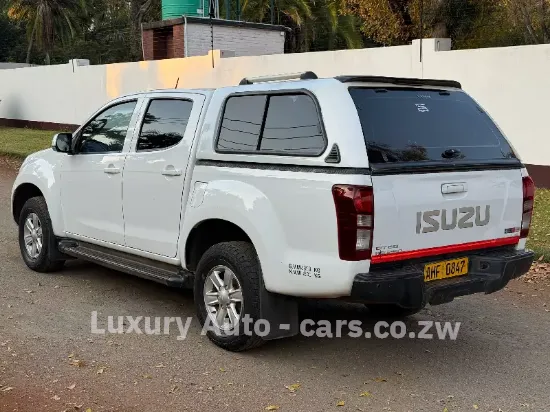 Picture of Isuzu KB 250 D-Tech 2015