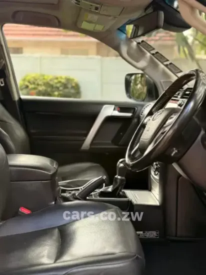 Picture of Toyota Prado 2020