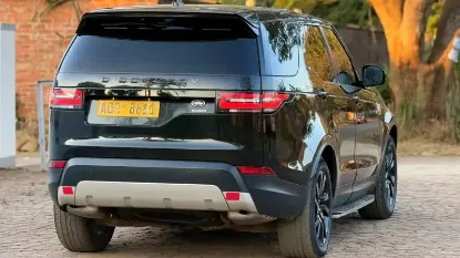 Picture of Land Rover Discovery 2020