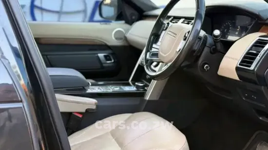 Picture of Land Rover Discovery 2020