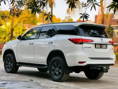 Picture of Toyota Fortuner 2021