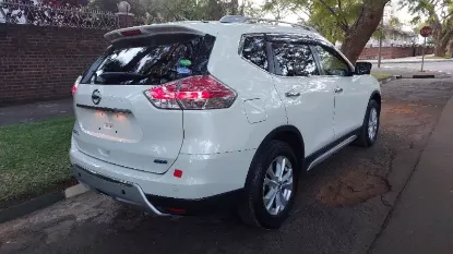 Picture of Nissan X-Trail 2015