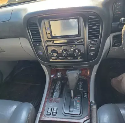 Picture of Toyota Land Cruiser 2001