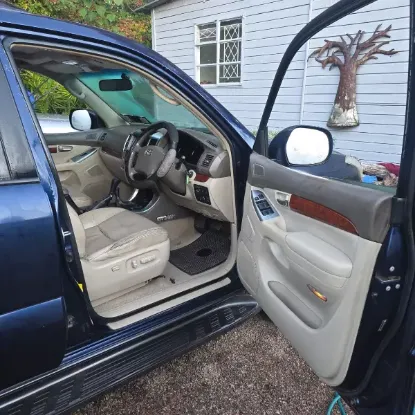 Picture of Toyota Prado 2009