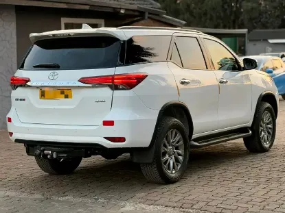 Picture of Toyota Fortuner 2021