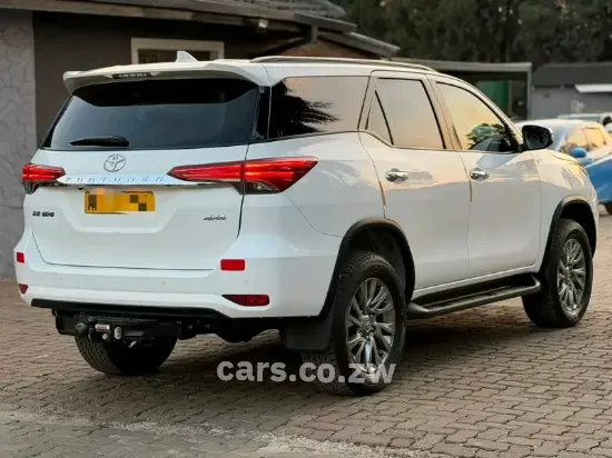 Picture of Toyota Fortuner 2021