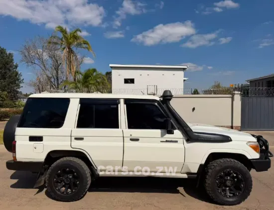 Picture of Toyota Land Cruiser 2018