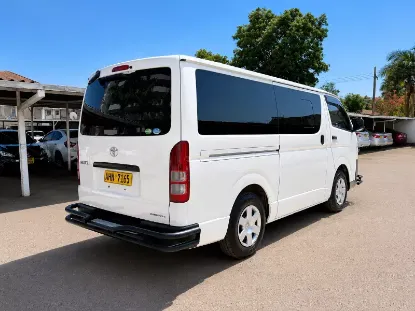 Picture of Toyota Hiace 2017