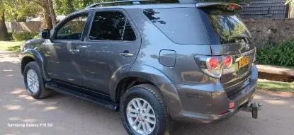 Picture of Toyota Fortuner 4x2 2015