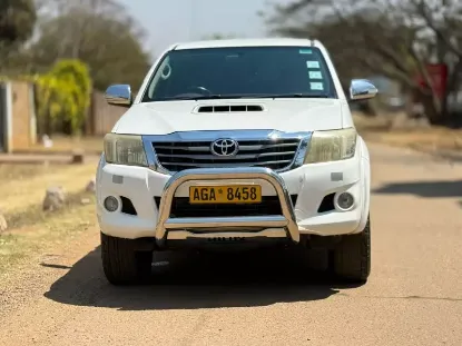 Picture of Toyota Hilux 2014
