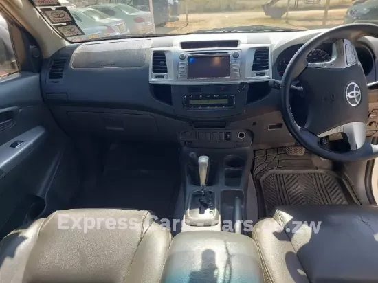Picture of Toyota Hilux 2013