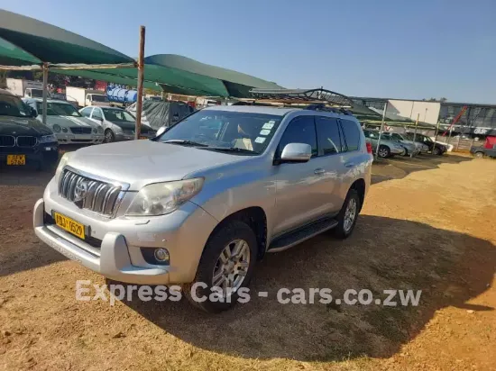Picture of Toyota Land Cruiser 2010