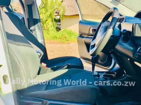 Picture of Toyota Aqua 2018